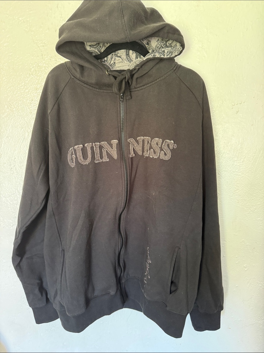 Guinness Full-Zip Hooded Sweatshirt Size XL